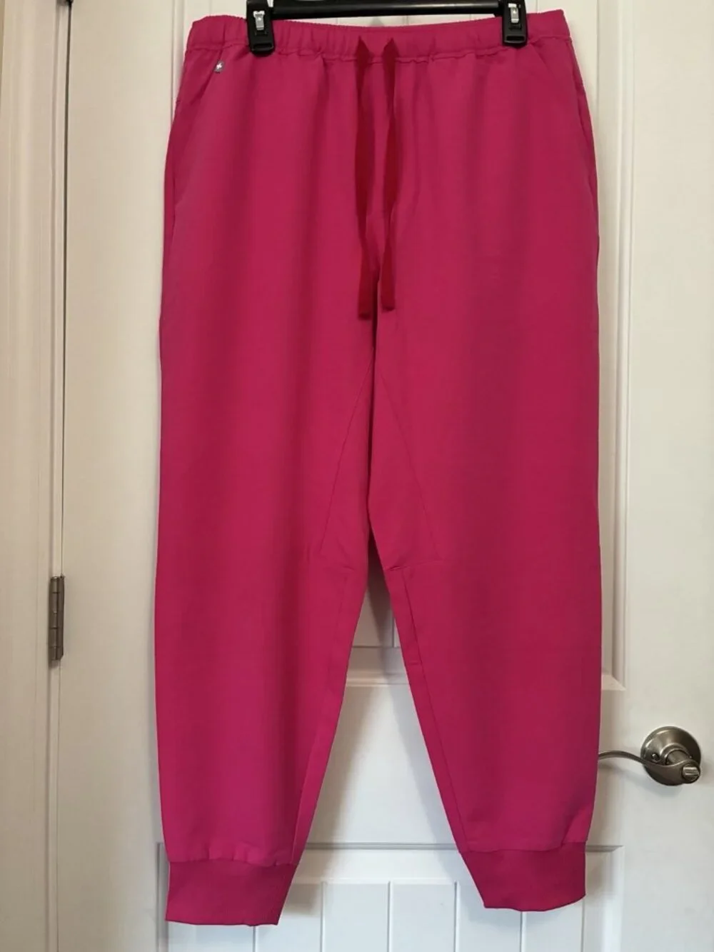 Figs Scrub Tansen Jogger In Dark Pink Size LS 34” x 28”